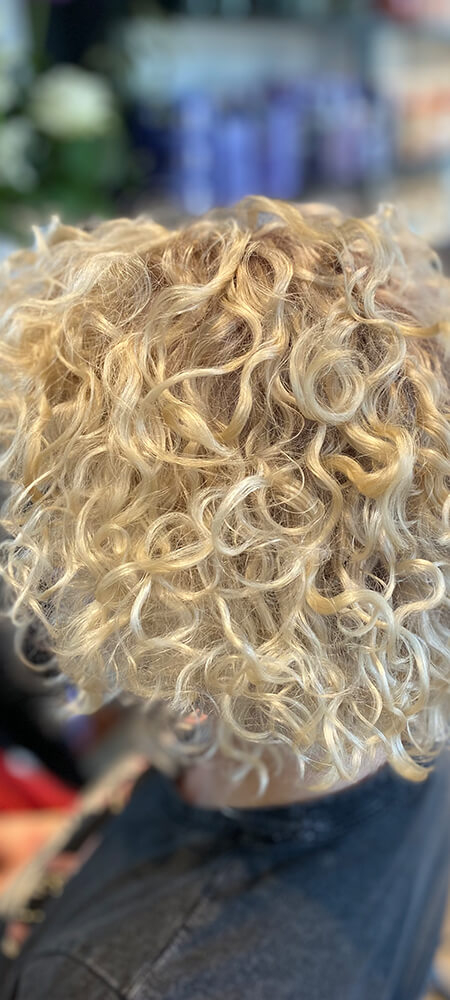Curly girl metoden og cut I kort hår