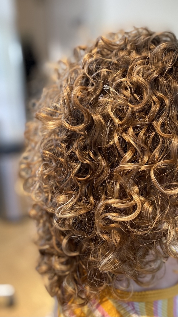 Curly girl cut og Curly girl metoden