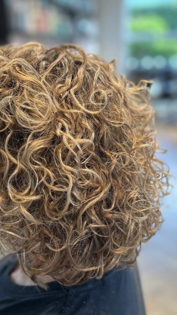Curly girl cut og Curly girl metoden