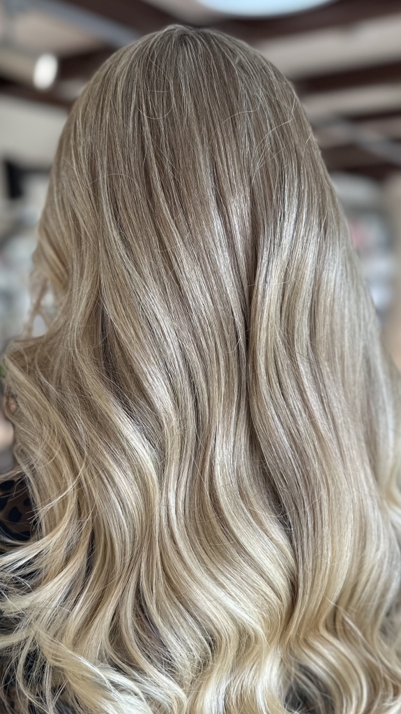 Reflekser, striber, babylights og highlights I langt hår